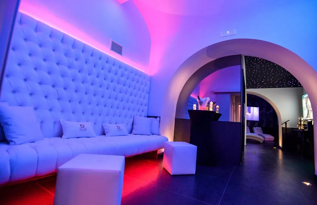The One Boutique Hotel & Private Spa Roma (Adults Only)-1